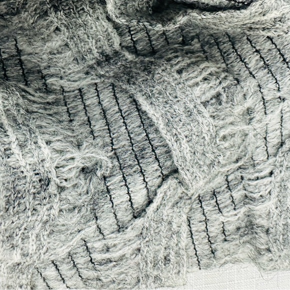 Madison 88 Gray Basket Weave Infinity Scarf - Picture 4 of 7